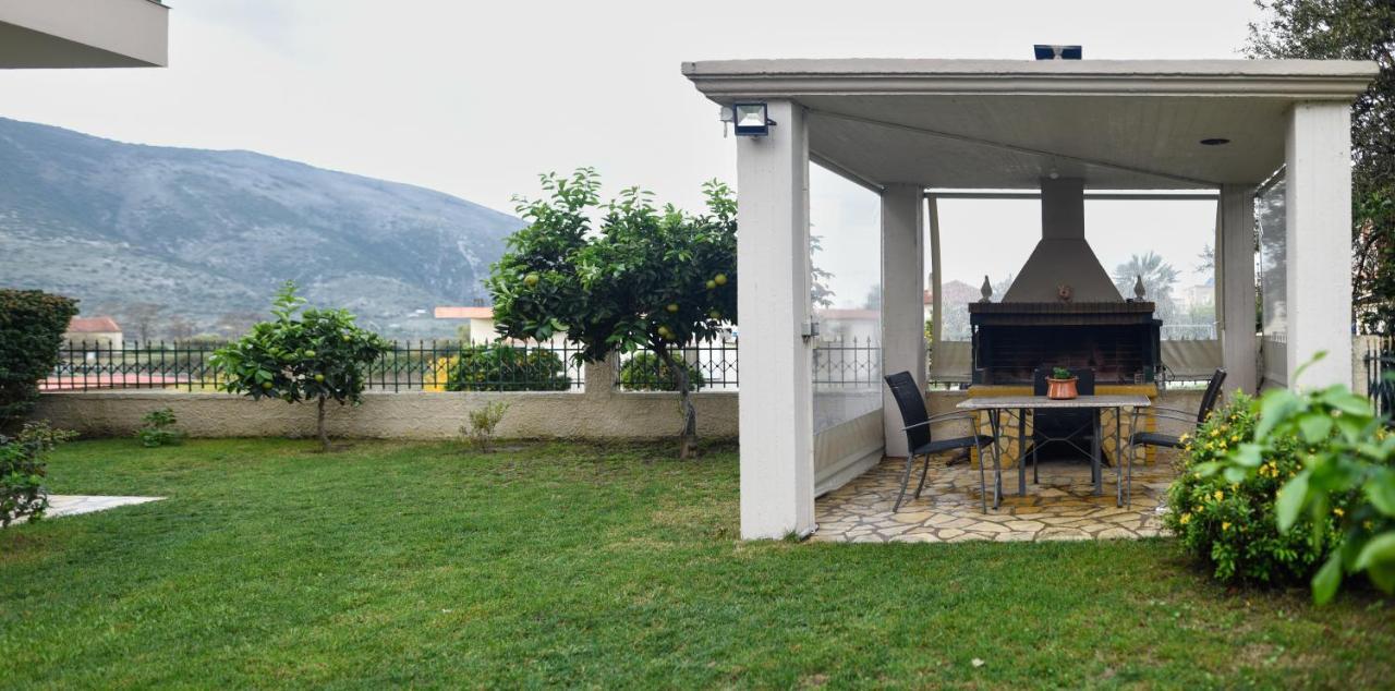 Διαμέρισμα Μεντησ Igoumenitsa Exterior photo